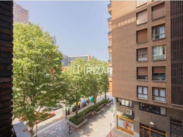 Piso en venta en Basurtu-Zorrotza, Bilbao