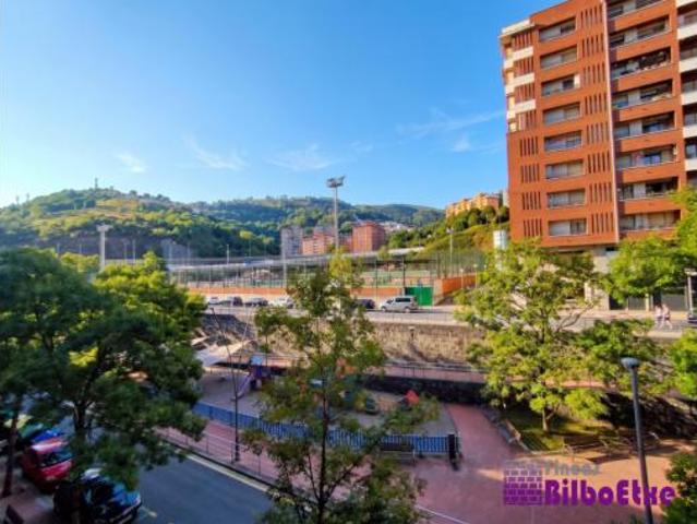 Piso en venta en Basurtu-Zorrotza, Bilbao