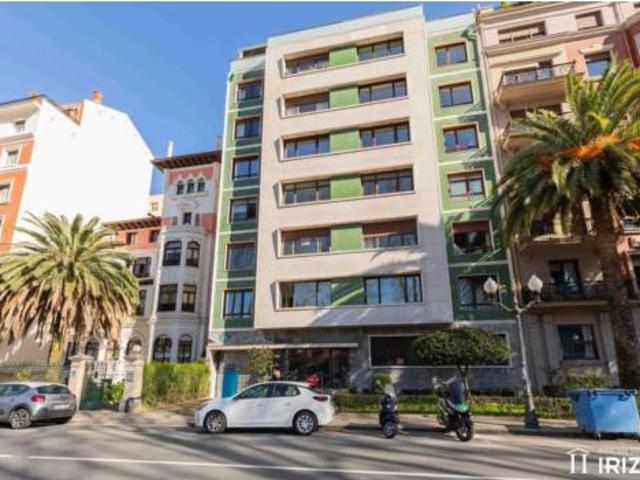 Piso en venta en Bilbao, Castaños