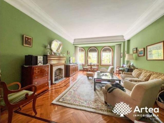 Piso en venta en Uribarri, Bilbao