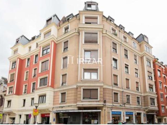 Piso en venta en Bilbao, Castaños