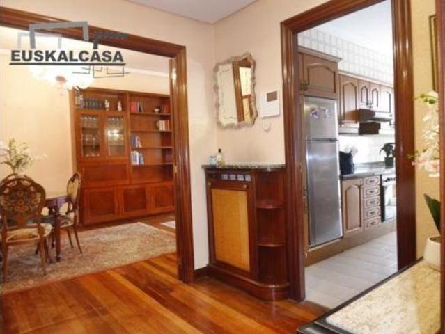 Piso en venta en Errekalde, Bilbao
