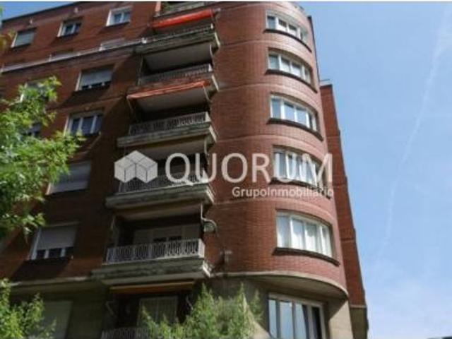 Piso en venta en Abando, Bilbao