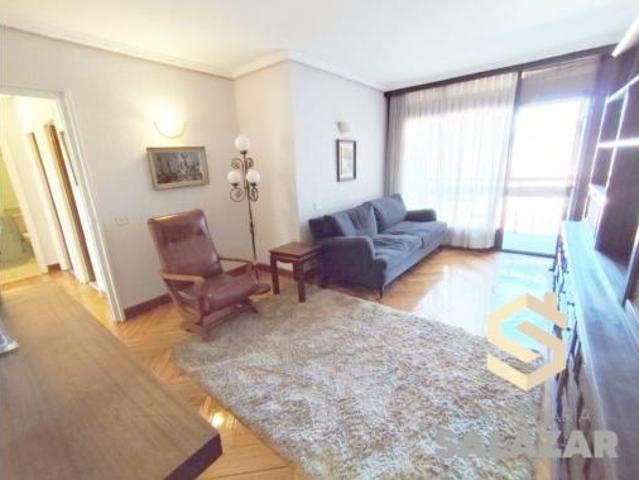 Piso en venta en Abando, Bilbao
