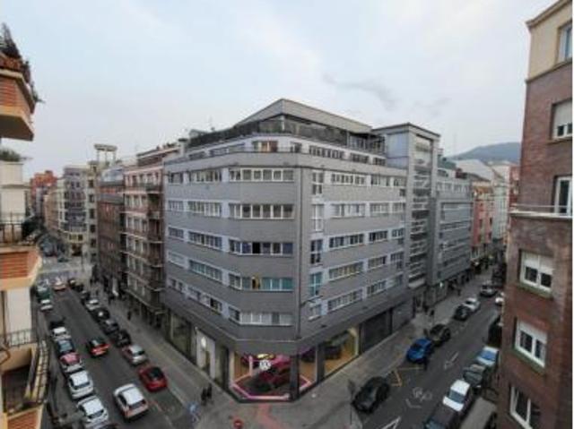 Piso en venta en Abando, Bilbao