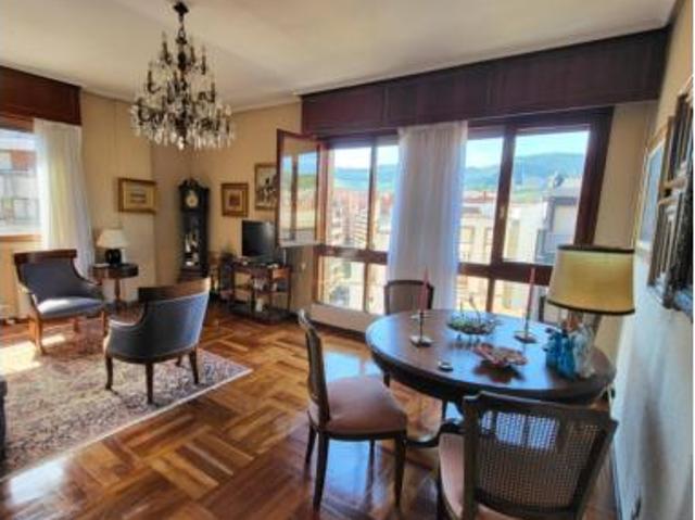 Piso en venta en Abando, Bilbao