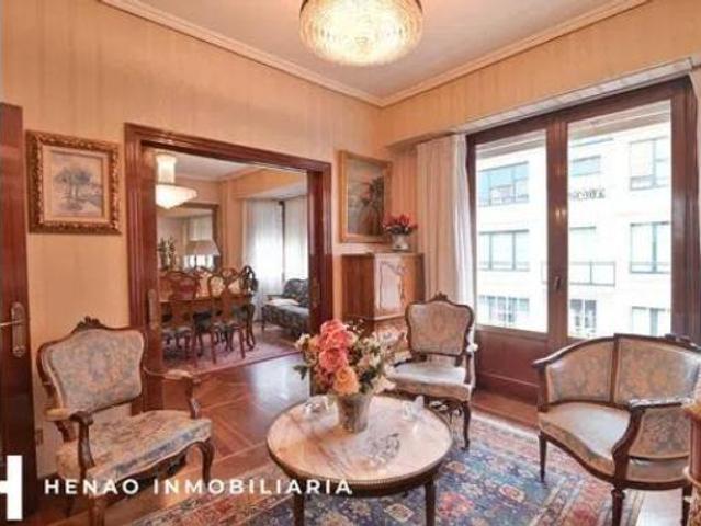 Piso en venta en Abando, Bilbao