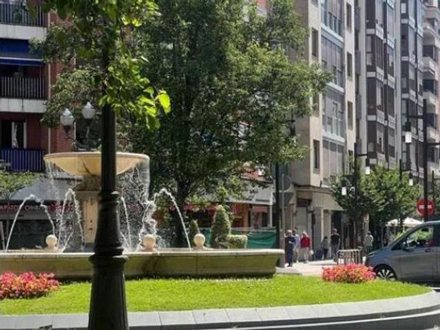 Piso en venta en Abando, Bilbao