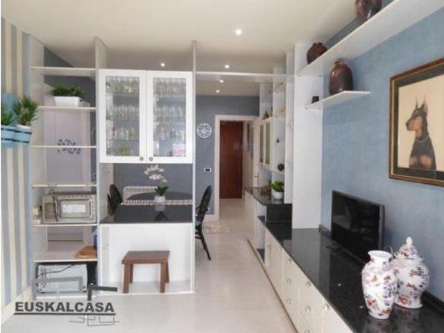 Piso en venta en Abando, Bilbao