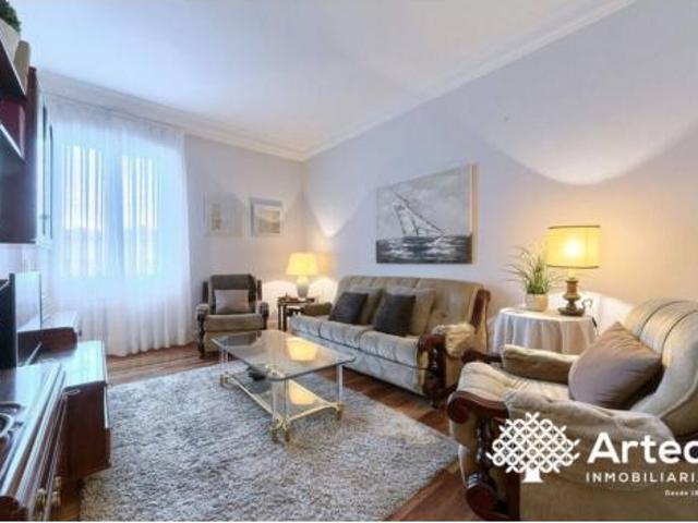 Piso en venta en Abando, Bilbao
