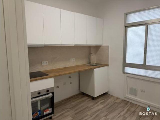 Piso en venta en Abando, Bilbao