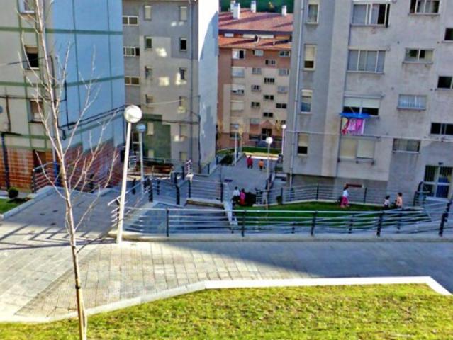 Piso en venta en Otxarkoaga-Txurdinaga, Bilbao