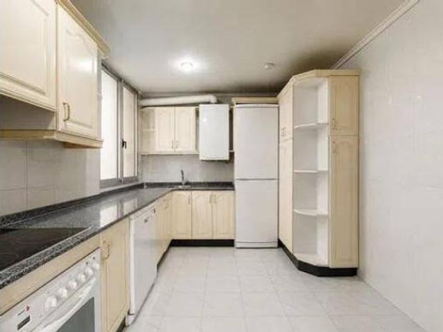 Piso en venta en Deusto, Bilbao