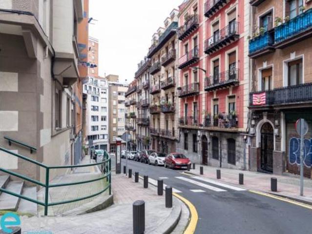 Piso en venta en Bilbao, Santutxu