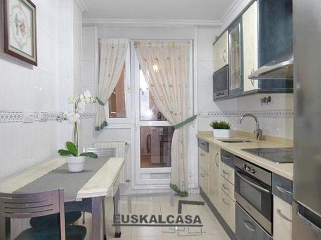 Piso en venta en Ibaiondo, Bilbao