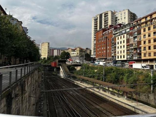 Piso en venta en Ibaiondo, Bilbao