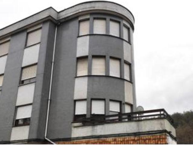 Piso en venta en Bimenes, Asturias