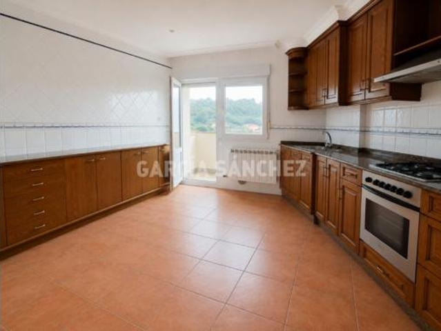 Piso en venta en Boiro, A Barbanza
