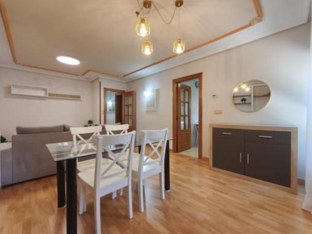 Piso en venta en Distrito Este, Burgos