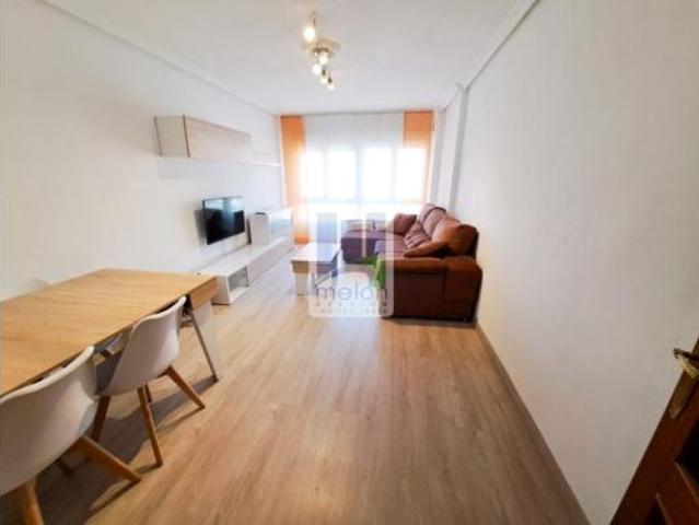 Piso en venta en Burgos, Los Pisones
