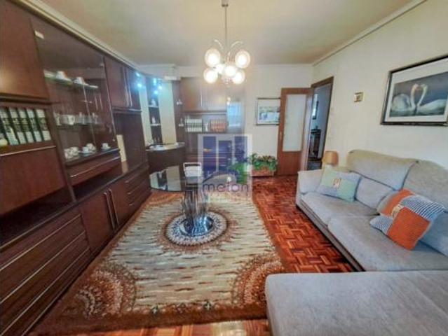 Piso en venta en Burgos, San Pedro y San Felices