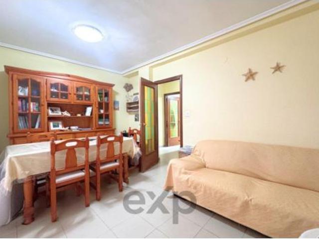 Piso en venta en Burjassot, València / Valencia