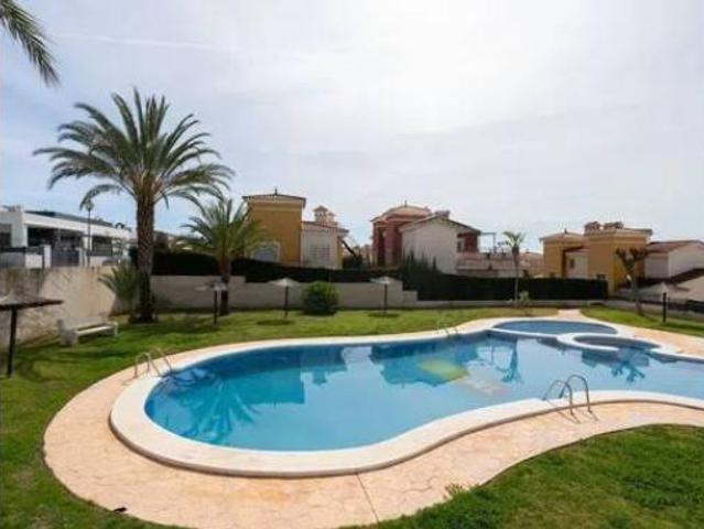 Piso en venta en Urbanización Valle Dorado, l'Alacantí