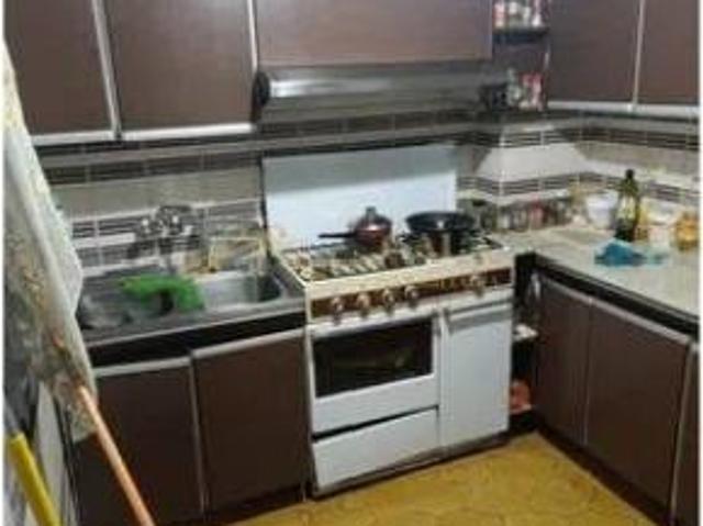 Piso en venta en Reyes Huertas, Cáceres