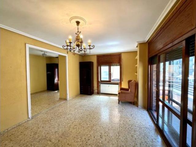 Piso en venta en Reyes Huertas, Cáceres