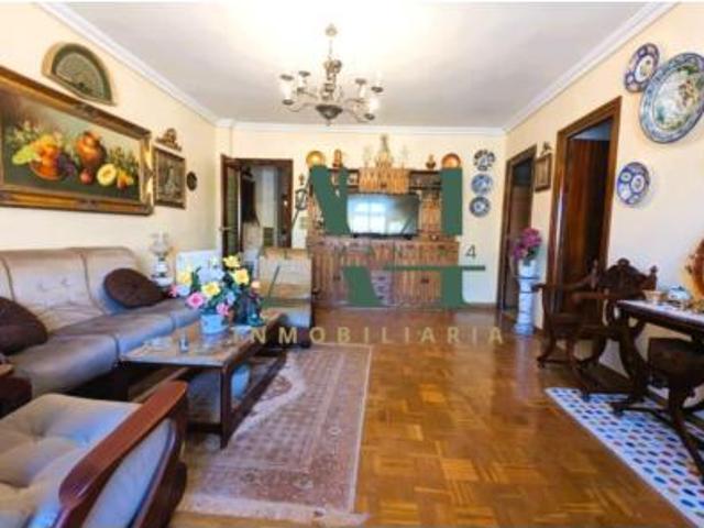 Piso en venta en Cánovas, Cáceres