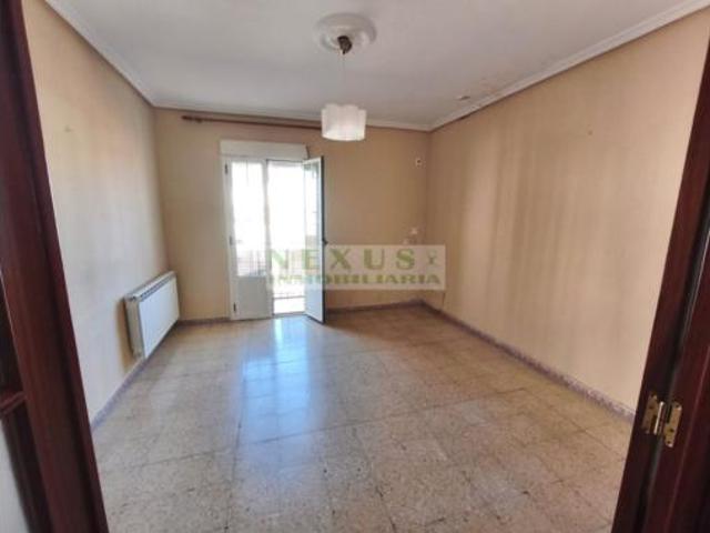 Piso en venta en Reyes Huertas, Cáceres