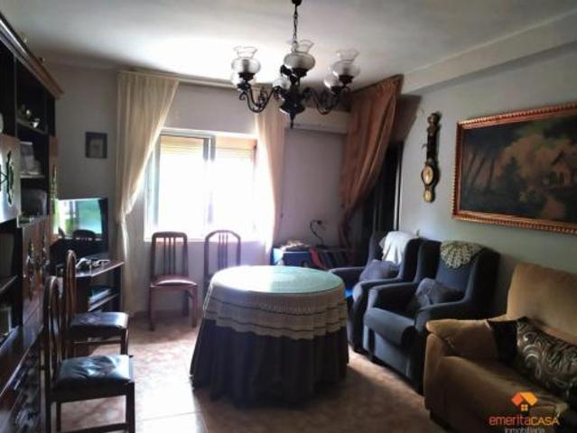 Piso en venta en Moctezuma, Cáceres