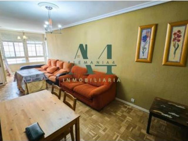 Piso en venta en Reyes Huertas, Cáceres