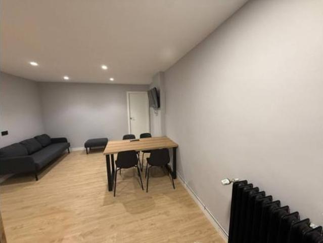 Piso en venta en Reyes Huertas, Cáceres