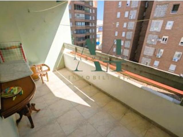 Piso en venta en Cánovas, Cáceres