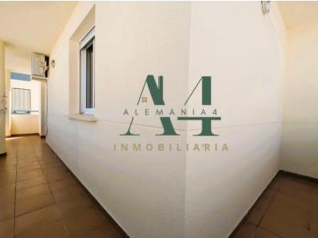 Piso en venta en Los Castellanos, Cáceres
