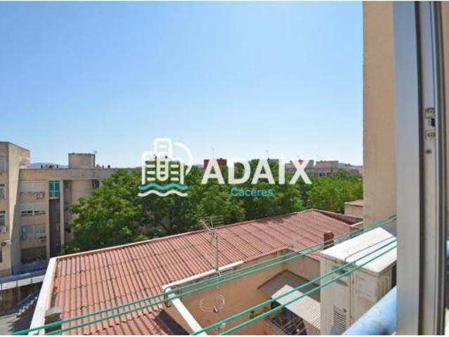 Piso en venta en La Abundancia, Cáceres