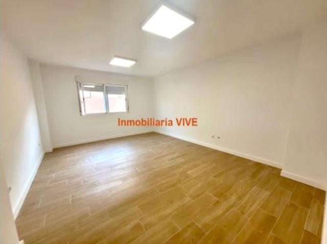 Piso en venta en La Cañada, Cáceres