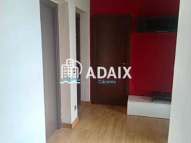 Piso en venta en Llopis Ivorra, Cáceres
