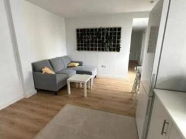 Piso en venta en Llopis Ivorra, Cáceres