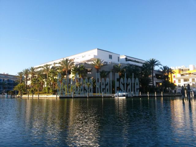 Piso en venta en Sotogrande, Campo de Gibraltar