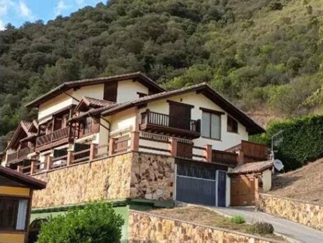 Piso en venta en Camaleño, Cantabria