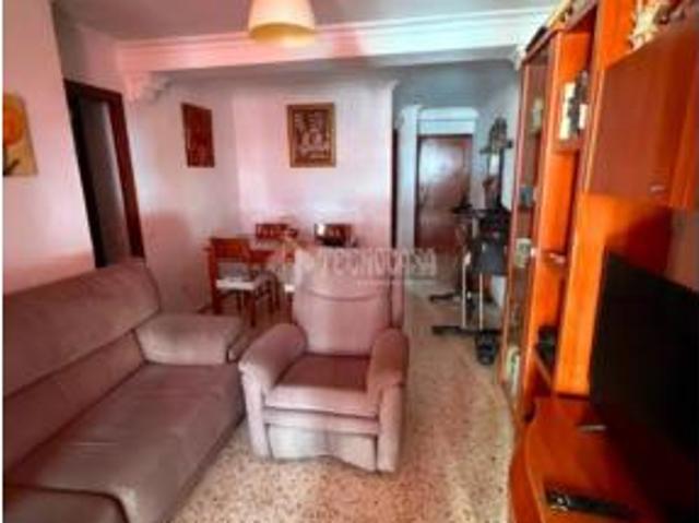 Piso en venta en Camas, Andalucía