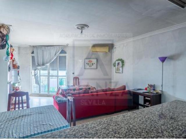 Piso en venta en Camas, Andalucía