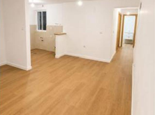 Piso en venta en Coca de la Piñera, Camas