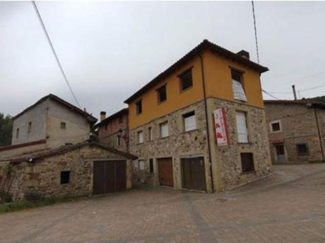 Piso en venta en Villavelayo, La Rioja