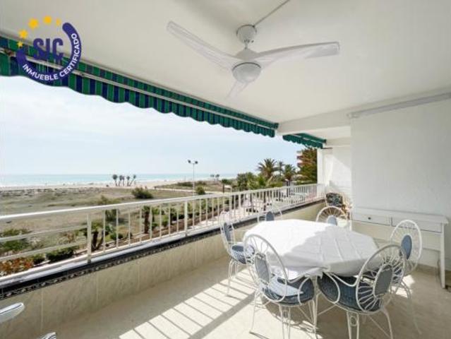 Piso en venta en Canet d'en Berenguer, València / Valencia
