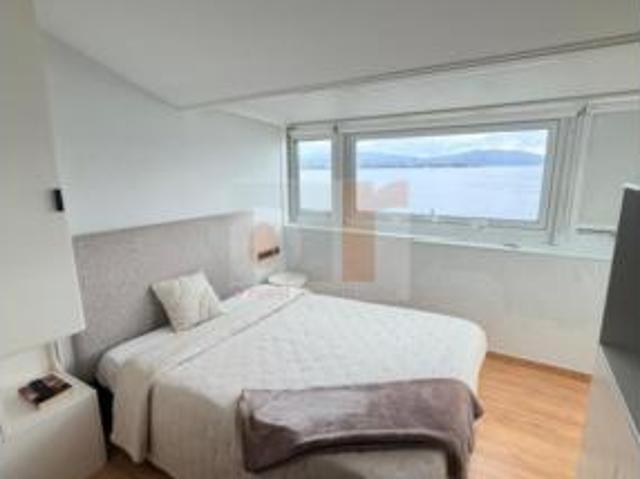 Piso en venta en Coiro, O Morrazo