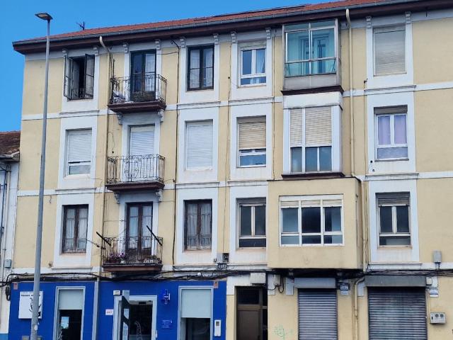 Piso en venta en Peñacastillo, Santander