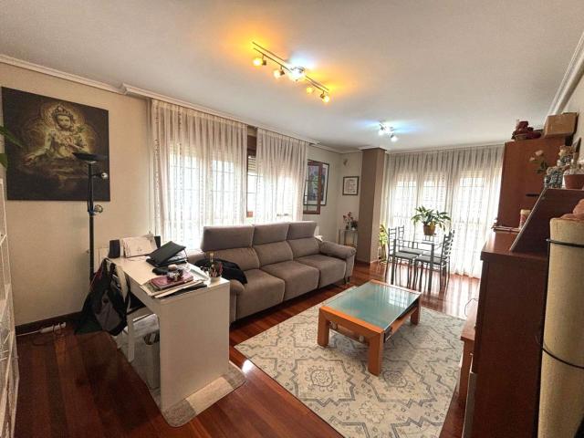 Piso en venta en Bádames, Voto